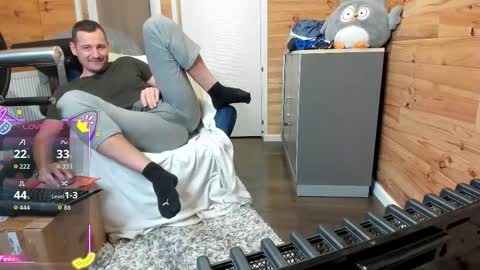 Snapshot of bigsshark chatting on November 26, 2025, 9:27 pm bigsshark online show from November 26, 2025, 9:27 pm