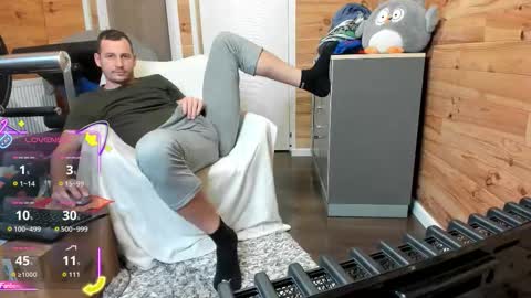 Snapshot of bigsshark chatting on November 27, 2025, 9:06 pm bigsshark online show from November 27, 2025, 9:06 pm