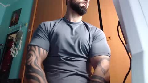 Snapshot of bigstallone chatting on November 28, 2025, 11:51 pm BigStallion online show from November 28, 2025, 11:51 pm