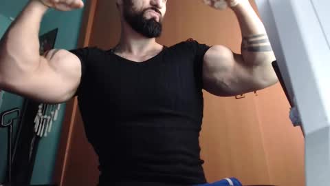 Snapshot of bigstallone chatting on December 1, 2025, 11:54 pm BigStallion online show from December 1, 2025, 11:54 pm