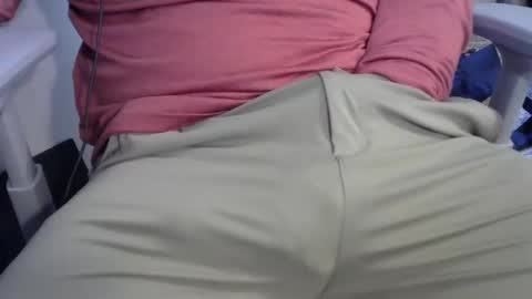 Snapshot of bigsword4her chatting on January 3, 2025, 2:19 pm bigsword4her online show from January 3, 2025, 2:19 pm