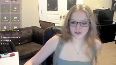 Snapshot of bigtexlol chatting on October 30, 2025, 6:59 am bigtexlol online show from October 30, 2025, 6:59 am