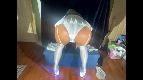 bigtits5371 online show from September 20, 2025, 1:56 pm