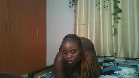 Snapshot of bigtits_baddie chatting on December 2, 2025, 11:00 pm bigtits_baddie online show from December 2, 2025, 11:00 pm