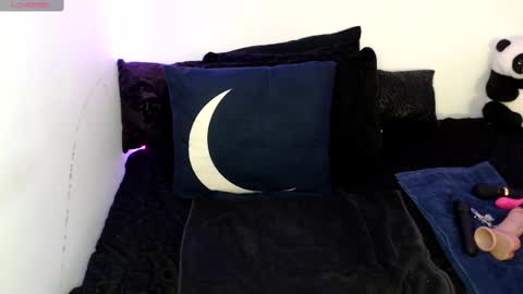 Snapshot of bigtittedtattedlesbian chatting on September 15, 2025, 8:42 pm Nichole lights online show from September 15, 2025, 8:42 pm