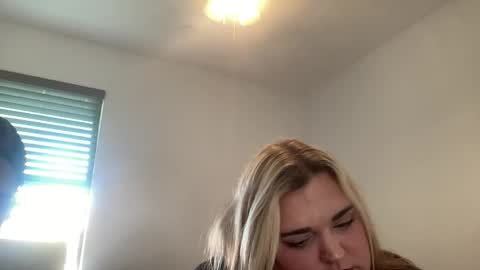 Snapshot of bigtitwhitegirl chatting on December 16, 2025, 7:52 pm bigtitwhitegirl online show from December 16, 2025, 7:52 pm