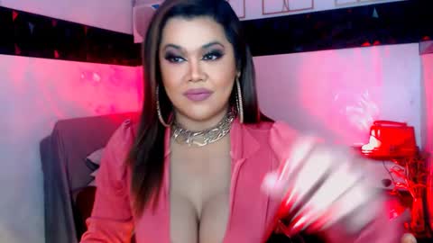Snapshot of bigtraditionalts chatting on December 13, 2024, 1:37 am katy asianbigcockcumshowsmokeanal online show from December 13, 2024, 1:37 am