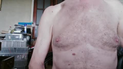Snapshot of bigukphallus chatting on June 18, 2026, 12:42 pm bigukphallus online show from June 18, 2026, 12:42 pm