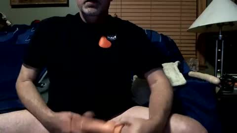 Snapshot of biguylovessuckingcock chatting on January 21, 2025, 11:34 pm biguylovessuckingcock online show from January 21, 2025, 11:34 pm