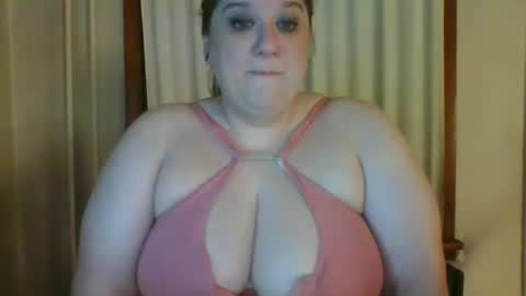 Snapshot of bigwheeliestyle chatting on October 12, 2025, 10:53 pm Lady of the WHEEL online show from October 12, 2025, 10:53 pm