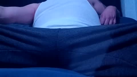 bigwhtguy619 online show from January 18, 2026, 7:12 am