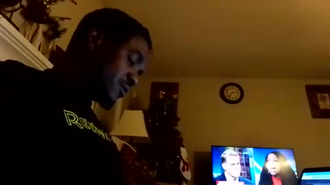 Snapshot of bigwood007954165 chatting on December 17, 2024, 7:29 am Bigwood14 online show from December 17, 2024, 7:29 am