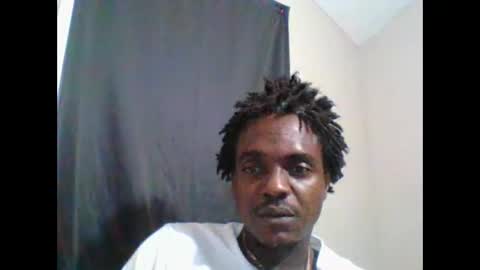 Snapshot of bigwood007954165 chatting on September 23, 2025, 5:21 am Bigwood14 online show from September 23, 2025, 5:21 am