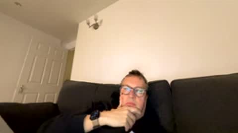 Snapshot of bihudddds chatting on February 8, 2026, 10:35 pm Just call me master online show from February 8, 2026, 10:35 pm