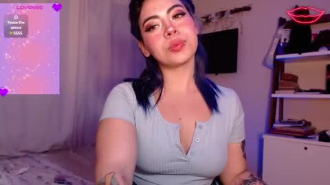 Snapshot of biigbooty_ chatting on February 17, 2025, 4:20 am biigbooty_ online show from February 17, 2025, 4:20 am