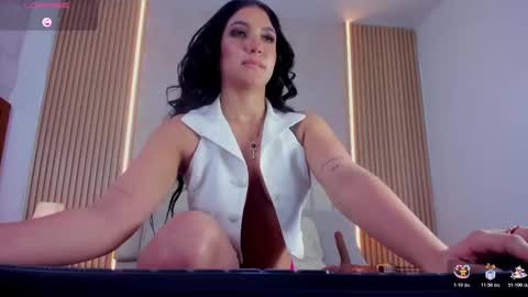 Bilie online show from November 20, 2025, 2:56 am