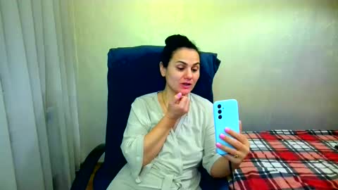 Snapshot of bililay chatting on December 20, 2025, 10:50 pm DOM NIKA online show from December 20, 2025, 10:50 pm