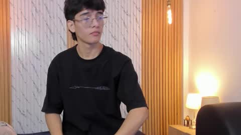 Billie online show from November 25, 2025, 3:39 am