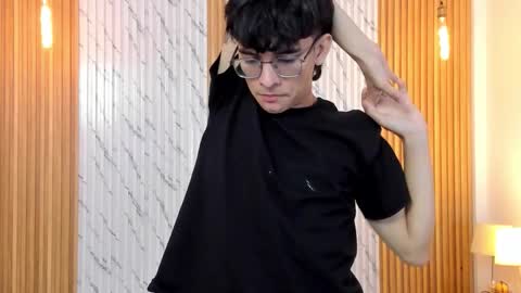 Billie online show from December 16, 2025, 7:41 pm