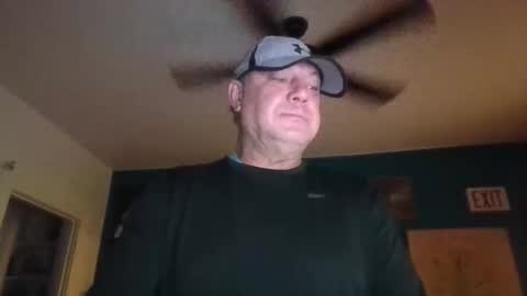 Snapshot of billjames55 chatting on May 7, 2026, 5:35 am billjames55 online show from May 7, 2026, 5:35 am