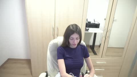 billy1love online show from March 27, 2026, 11:37 pm