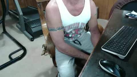 Snapshot of billy471 chatting on January 19, 2025, 8:41 pm billy471 online show from January 19, 2025, 8:41 pm