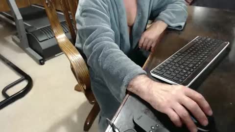 Snapshot of billy471 chatting on March 3, 2025, 10:06 am billy471 online show from March 3, 2025, 10:06 am