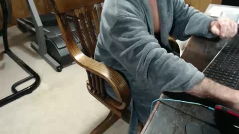 billy471 online show from December 17, 2025, 11:49 am