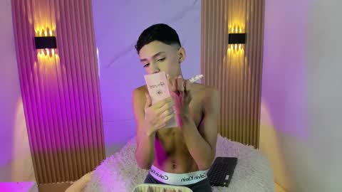 Sam online show from December 20, 2025, 12:12 pm