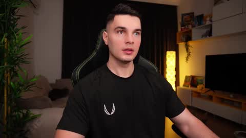 Snapshot of billypassion chatting on February 12, 2025, 5:47 am BillyPassion online show from February 12, 2025, 5:47 am