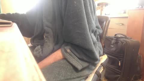 Snapshot of bimbttm chatting on December 23, 2024, 3:23 pm Bimbttm online show from December 23, 2024, 3:23 pm