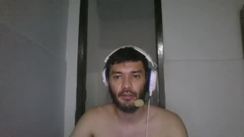 binhodm1 online show from January 3, 2025, 9:36 am