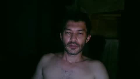 binhodm1 online show from November 13, 2025, 4:44 am