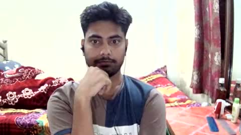 birbikrom104 online show from May 12, 2026, 3:31 pm