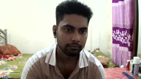birbikrom104 online show from May 31, 2026, 8:21 am