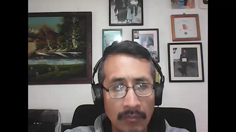 Snapshot of bisexmangenx chatting on September 10, 2025, 4:18 pm Manu O online show from September 10, 2025, 4:18 pm