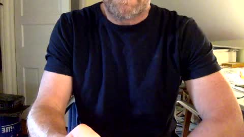 Snapshot of bisonbar chatting on June 15, 2026, 4:42 pm BisonBar online show from June 15, 2026, 4:42 pm