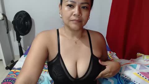 I am everything. Your highness queen  goddess mistress god daddy mommy boss master.  you will address me as such online show from October 22, 2025, 7:08 am