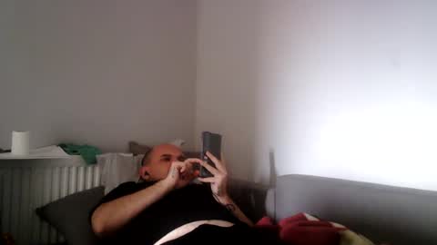 Snapshot of bixbax007 chatting on June 22, 2026, 5:04 am George Maria online show from June 22, 2026, 5:04 am