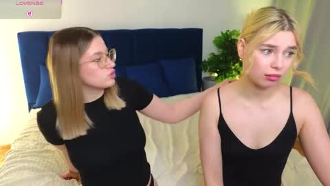 Snapshot of bjliki chatting on December 1, 2025, 2:22 pm Julia online show from December 1, 2025, 2:22 pm