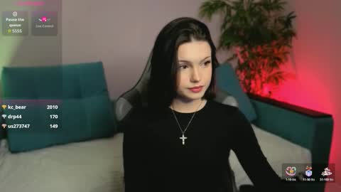 Julia online show from March 3, 2026, 2:34 pm