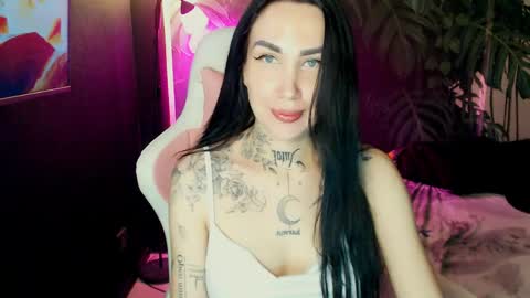 Snapshot of blablablablagirl chatting on May 28, 2026, 9:45 pm blablablablagirl online show from May 28, 2026, 9:45 pm