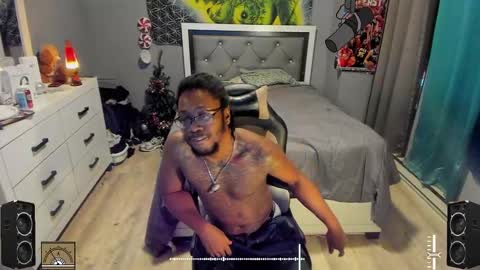 Plant Base Streamers From Pennsylvania online show from December 30, 2024, 11:17 pm