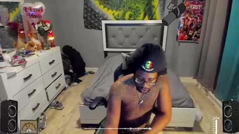 Plant Base Streamers From Pennsylvania online show from February 14, 2025, 12:30 am