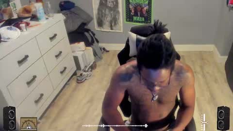 Plant Base Streamers From Pennsylvania online show from October 16, 2025, 11:06 pm