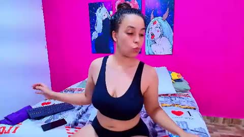 black and white online show from July 8, 2026, 6:56 pm