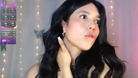 Snapshot of black_dar_ chatting on September 23, 2025, 10:40 am Sara online show from September 23, 2025, 10:40 am