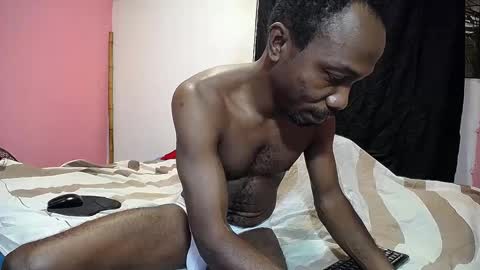 Snapshot of black_diamond_t chatting on December 1, 2024, 11:25 pm Black Diamond online show from December 1, 2024, 11:25 pm