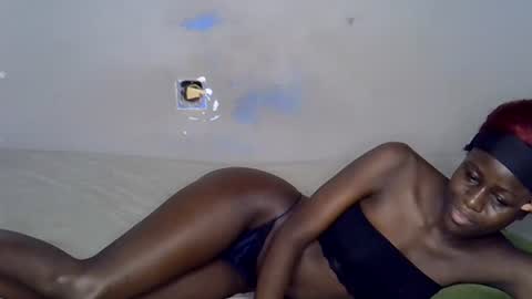 black_ebony8 online show from June 15, 2026, 7:49 pm