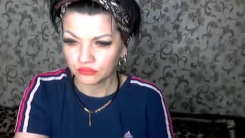 black_hot_01 online show from December 2, 2025, 1:22 am